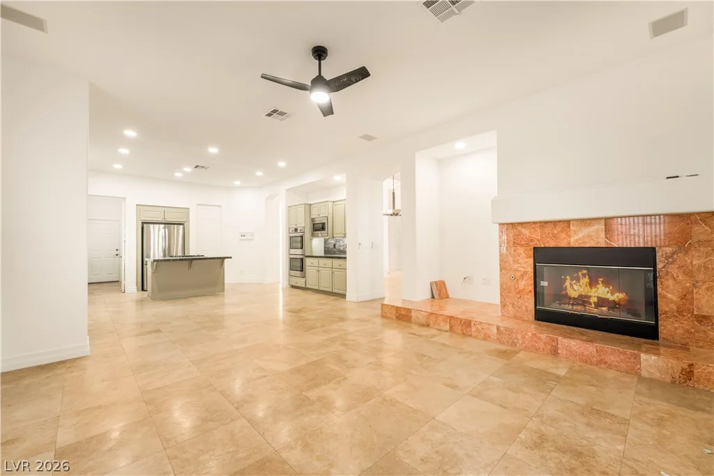 1009 Granger Farm, Las Vegas, NV 89145