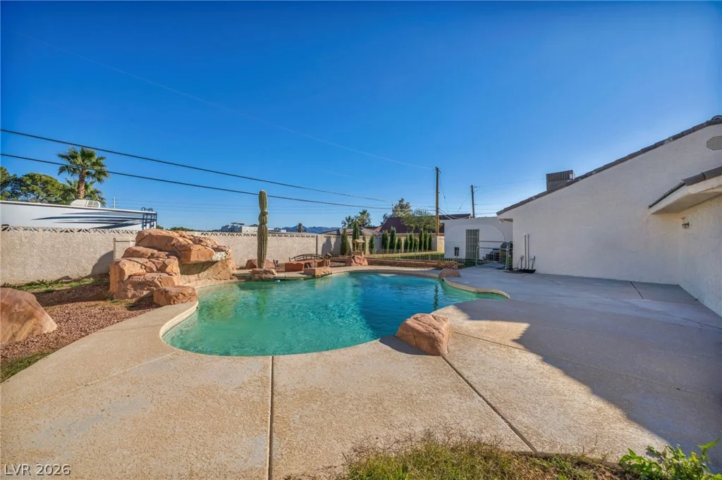 8736 Procyon, Las Vegas, NV 89139