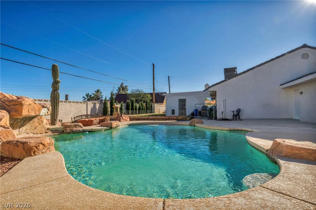 8736 Procyon, Las Vegas, NV 89139