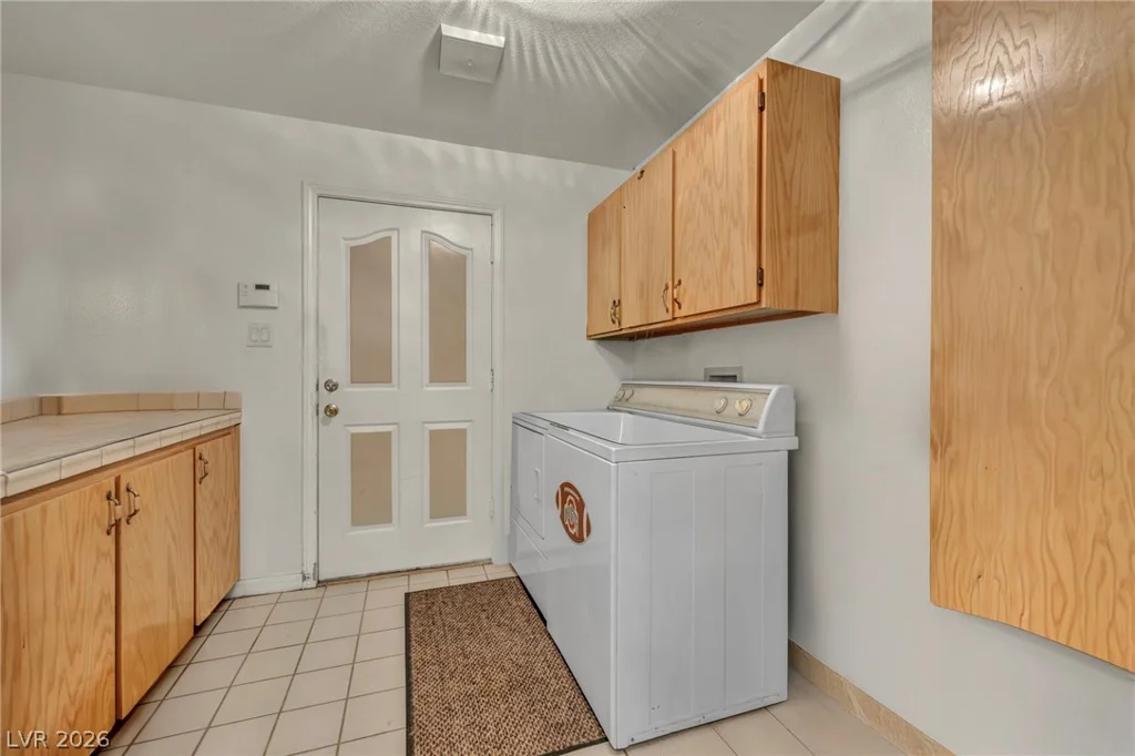 8736 Procyon, Las Vegas, NV 89139