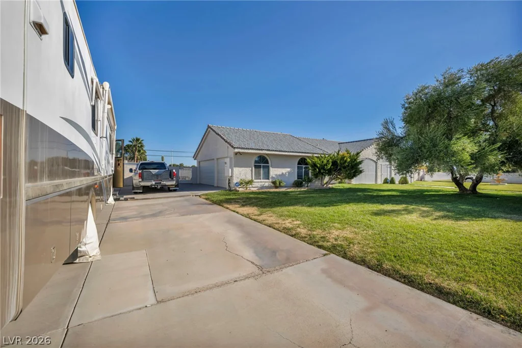 8736 Procyon, Las Vegas, NV 89139