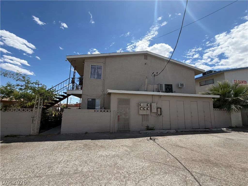 5032 Pebble Beach, Las Vegas, NV 89108