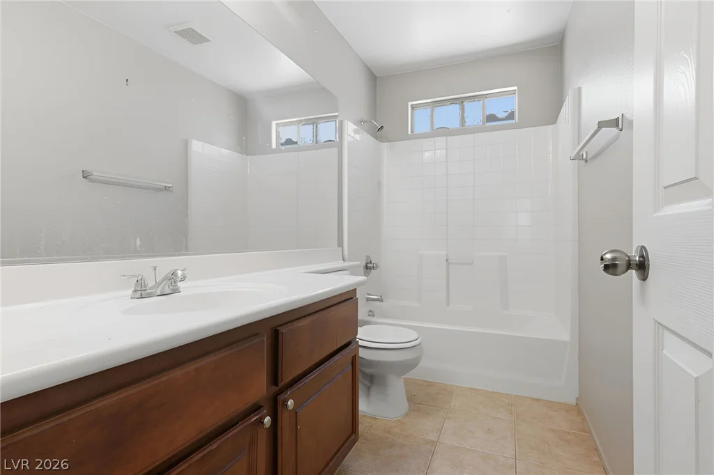 10214 Viterbo, Las Vegas, NV 89183