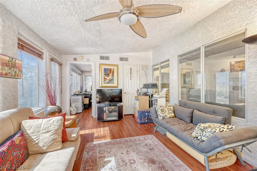 1020 Hollyhock, Henderson, NV 89011