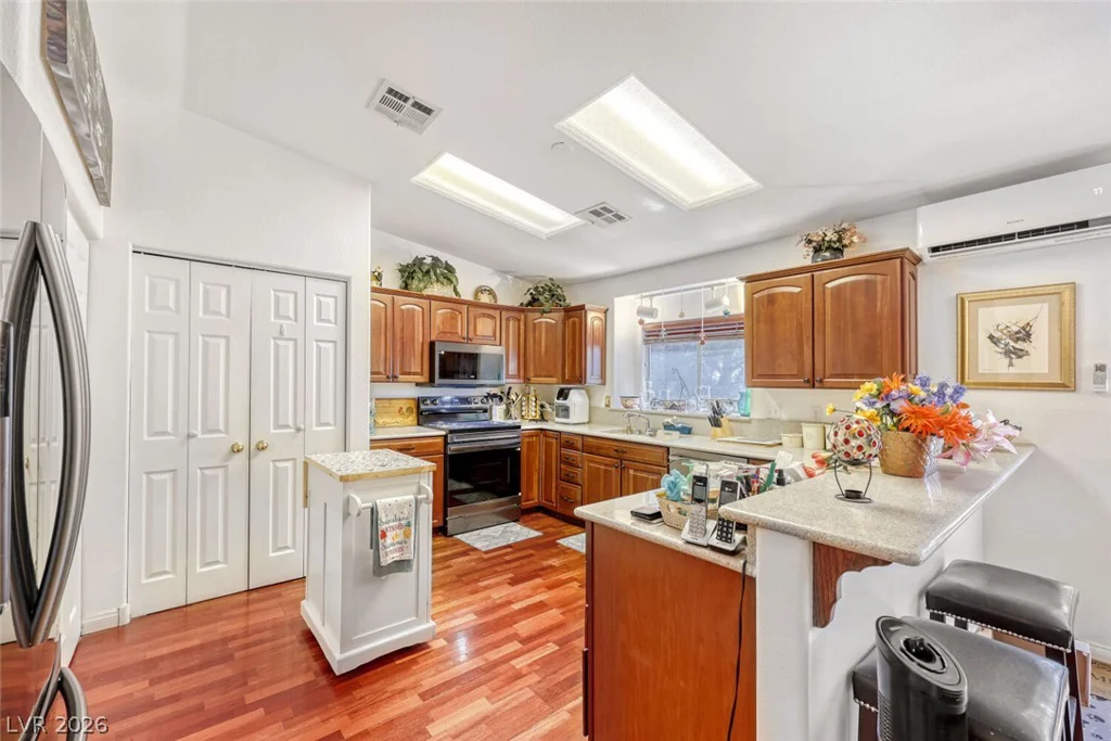 1020 Hollyhock, Henderson, NV 89011