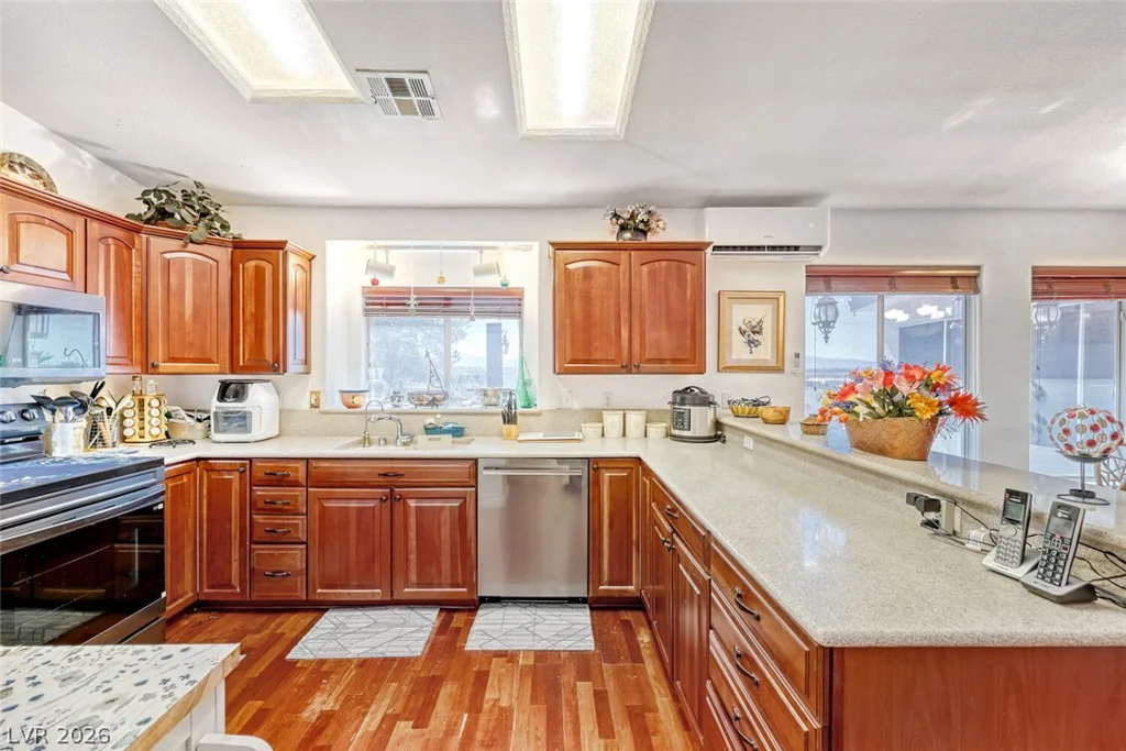1020 Hollyhock, Henderson, NV 89011