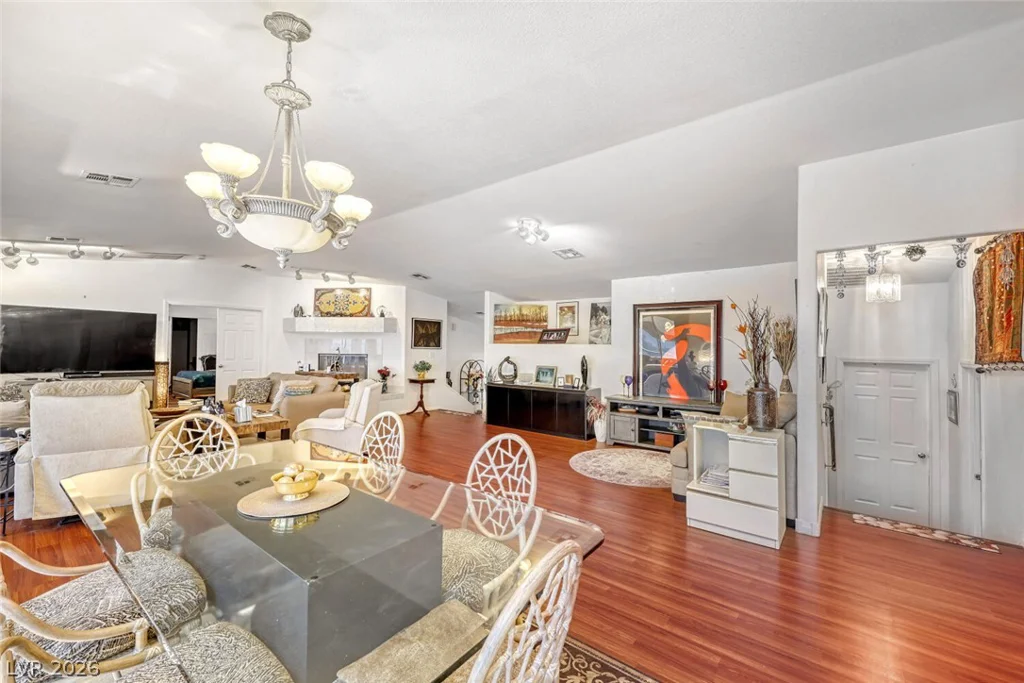 1020 Hollyhock, Henderson, NV 89011