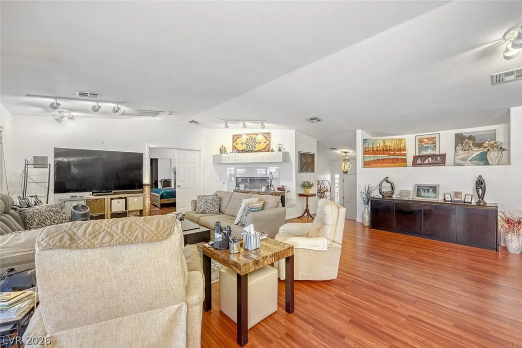 1020 Hollyhock, Henderson, NV 89011