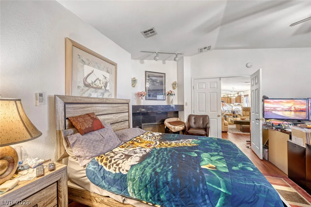 1020 Hollyhock, Henderson, NV 89011