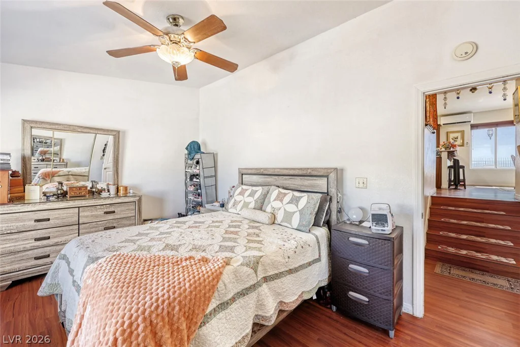 1020 Hollyhock, Henderson, NV 89011