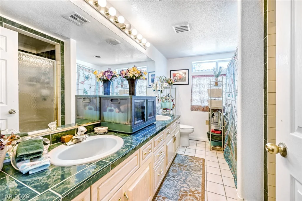 1020 Hollyhock, Henderson, NV 89011