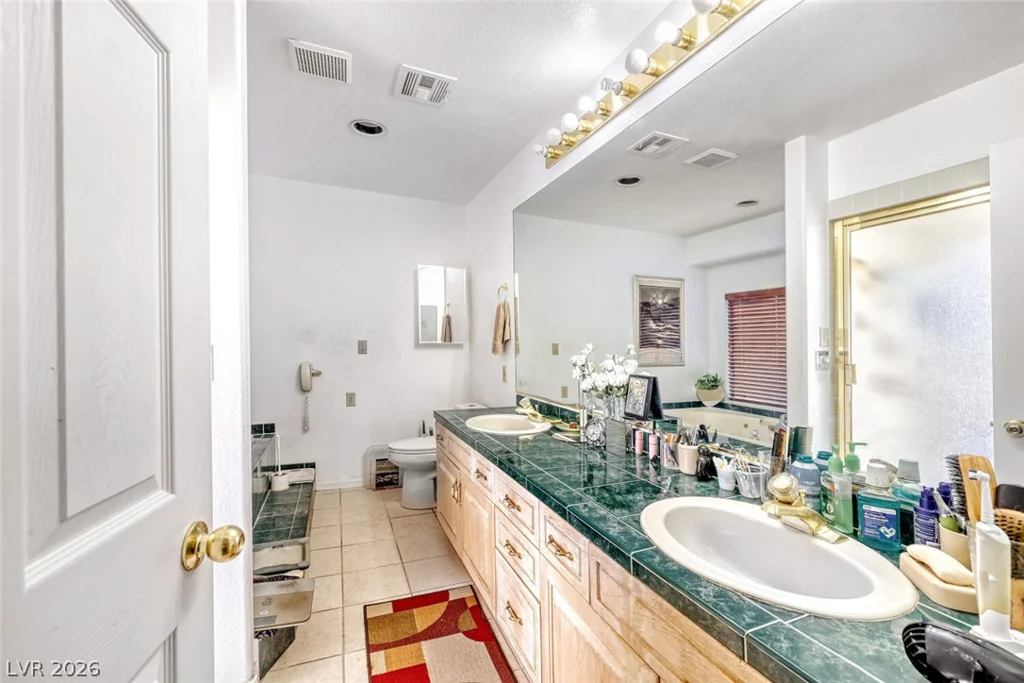 1020 Hollyhock, Henderson, NV 89011