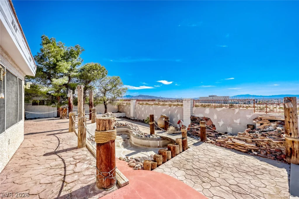 1020 Hollyhock, Henderson, NV 89011