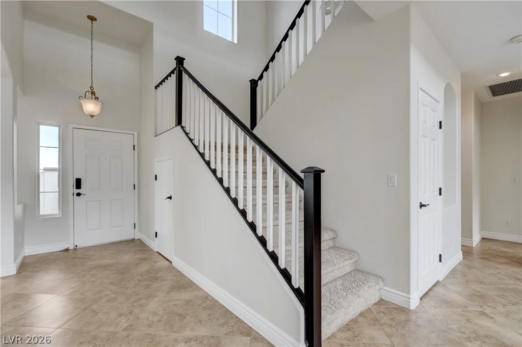 4319 Holleys Hill, Las Vegas, NV 89129