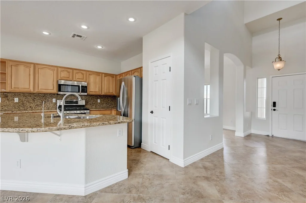 4319 Holleys Hill, Las Vegas, NV 89129