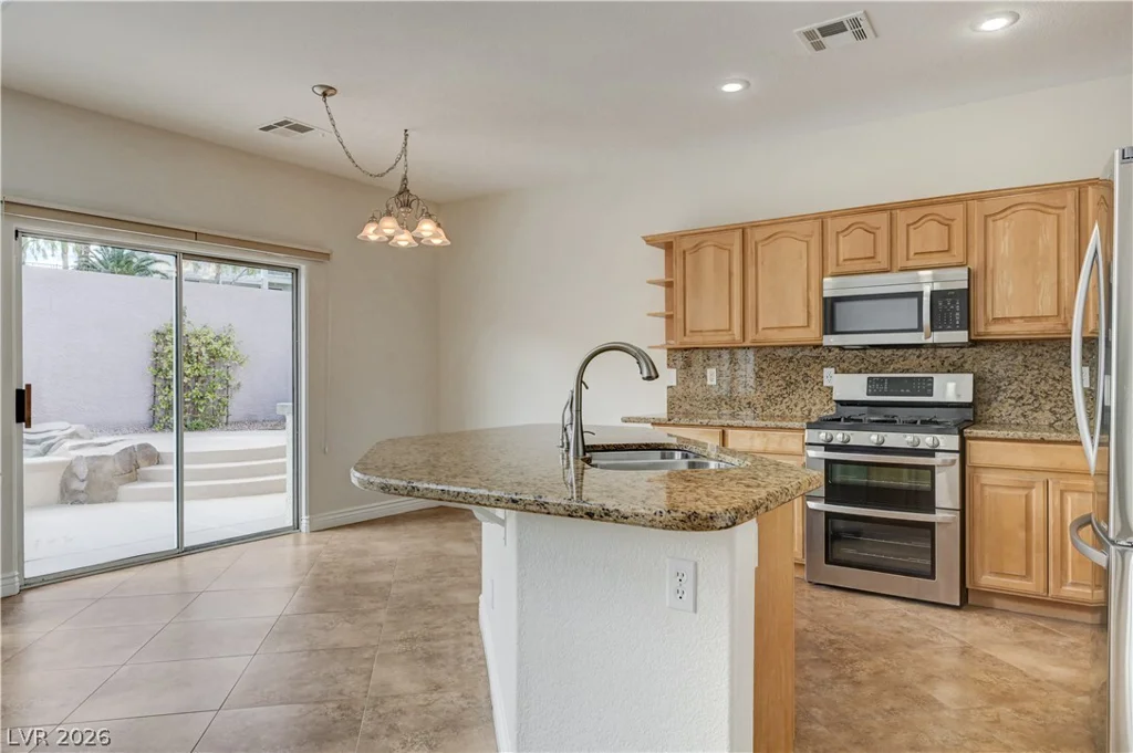 4319 Holleys Hill, Las Vegas, NV 89129