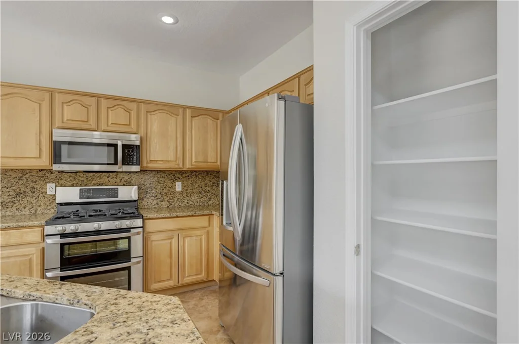 4319 Holleys Hill, Las Vegas, NV 89129