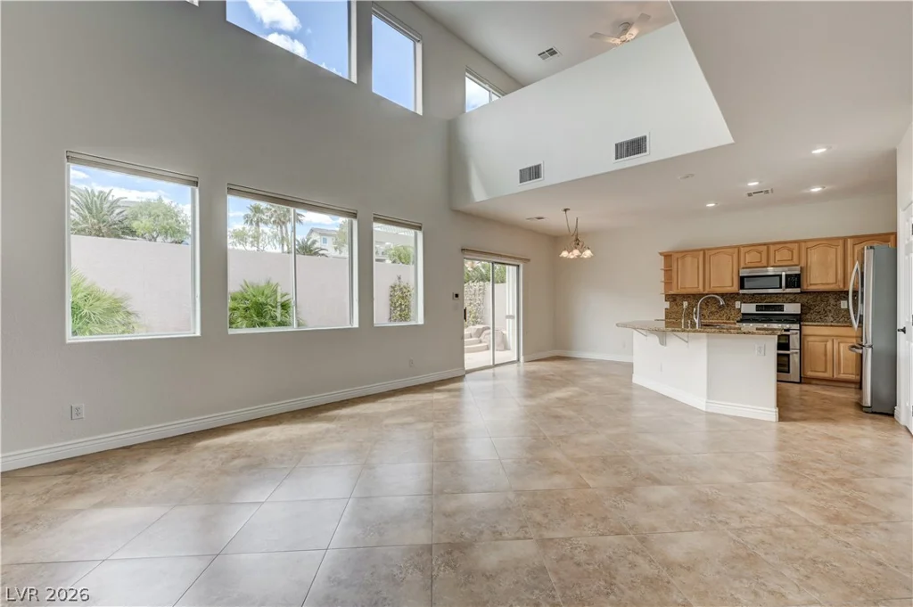4319 Holleys Hill, Las Vegas, NV 89129