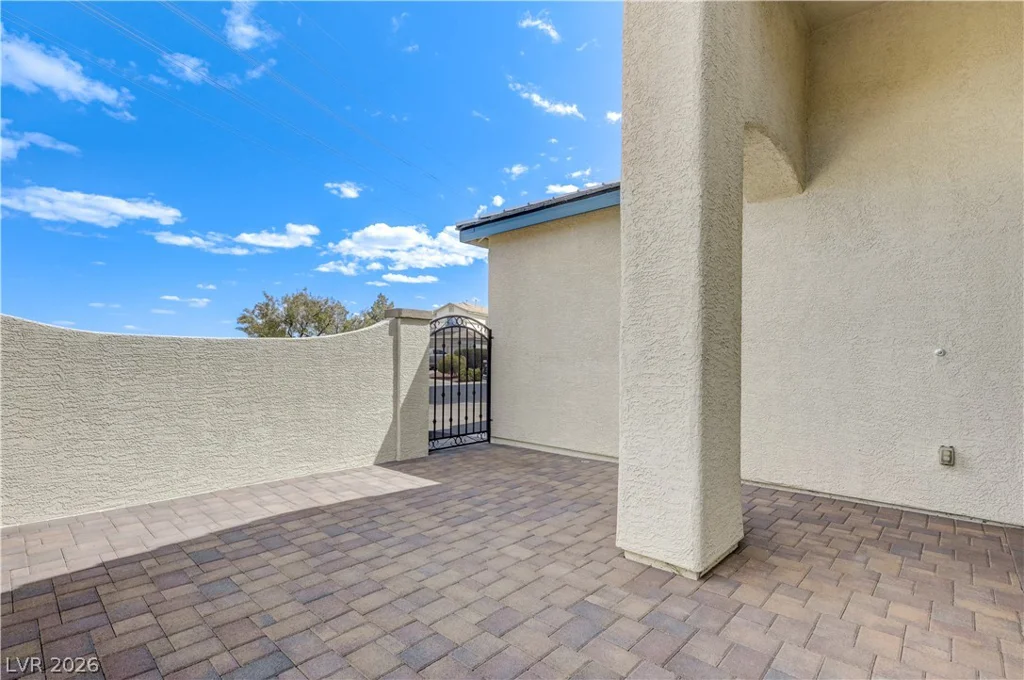 4319 Holleys Hill, Las Vegas, NV 89129