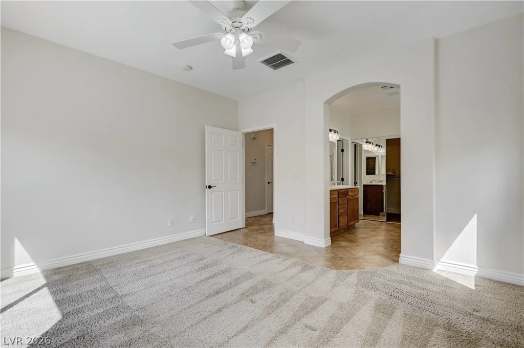 4319 Holleys Hill, Las Vegas, NV 89129