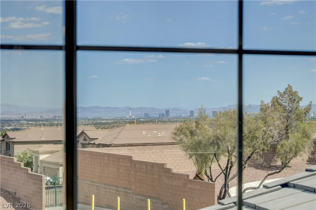 4319 Holleys Hill, Las Vegas, NV 89129