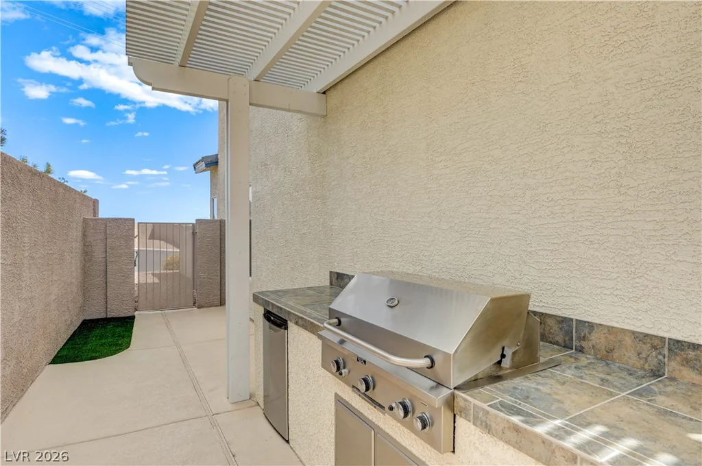 4319 Holleys Hill, Las Vegas, NV 89129