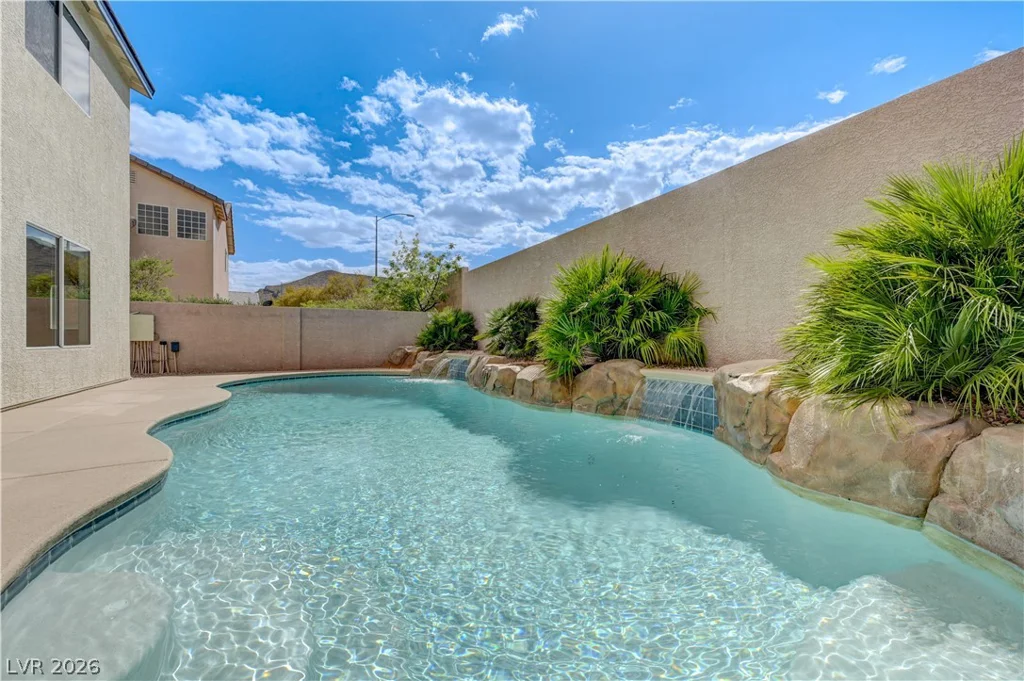 4319 Holleys Hill, Las Vegas, NV 89129