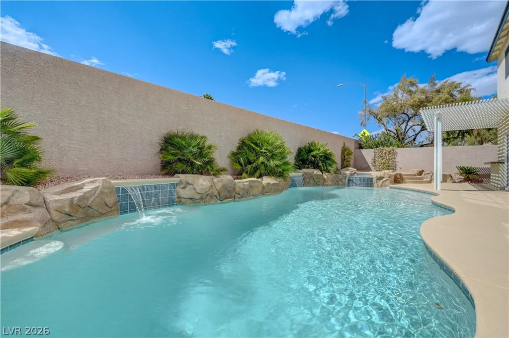 4319 Holleys Hill, Las Vegas, NV 89129