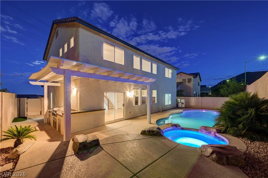 4319 Holleys Hill, Las Vegas, NV 89129