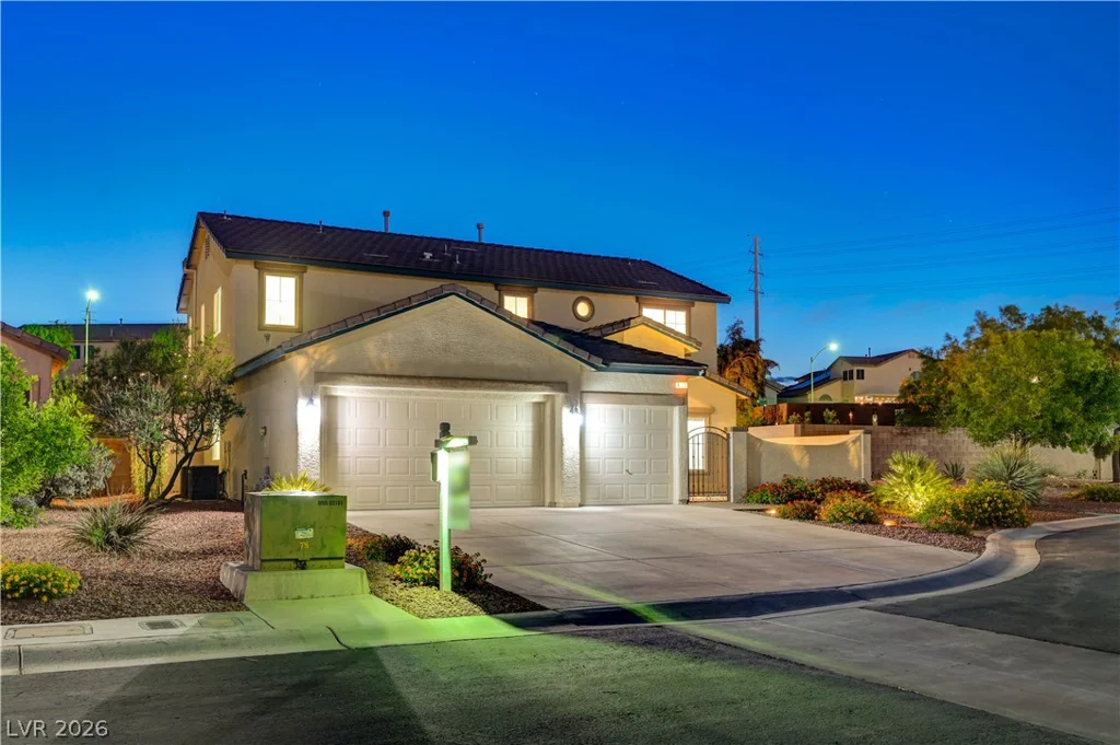 4319 Holleys Hill, Las Vegas, NV 89129