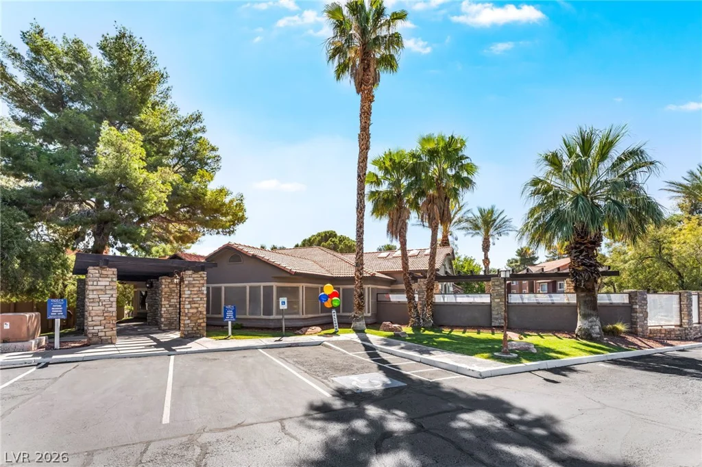 2750 Durango, Las Vegas, NV 89117