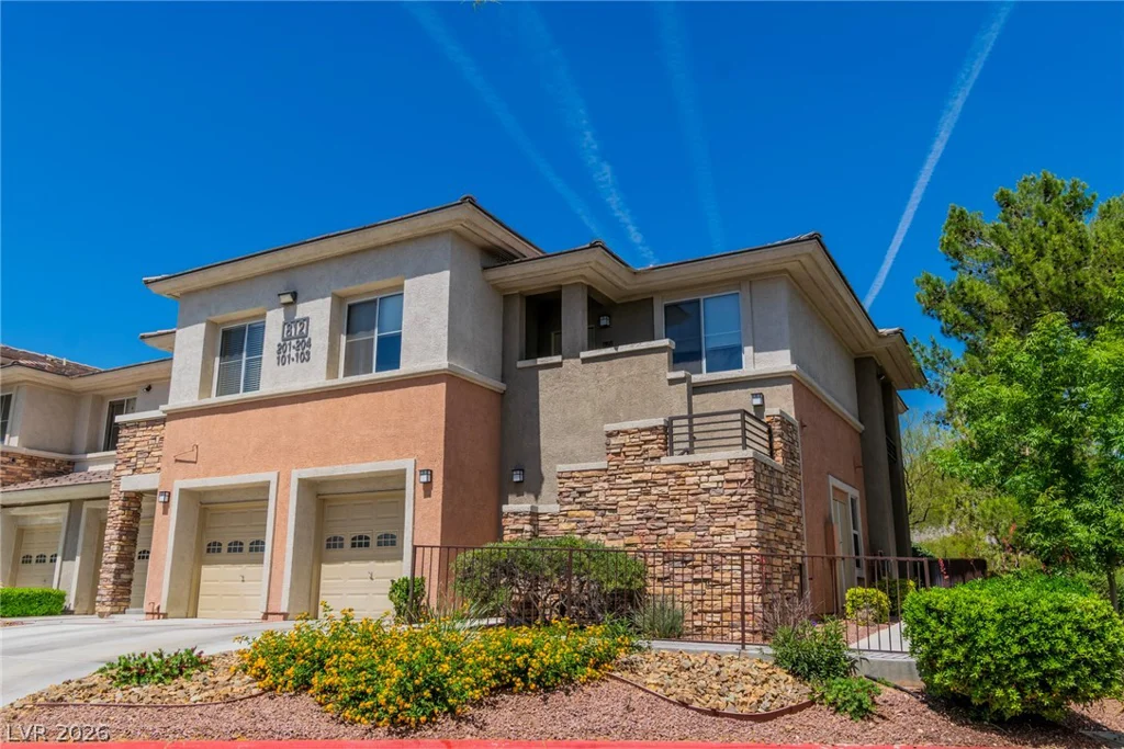 812 Peachy Canyon, Las Vegas, NV 89144