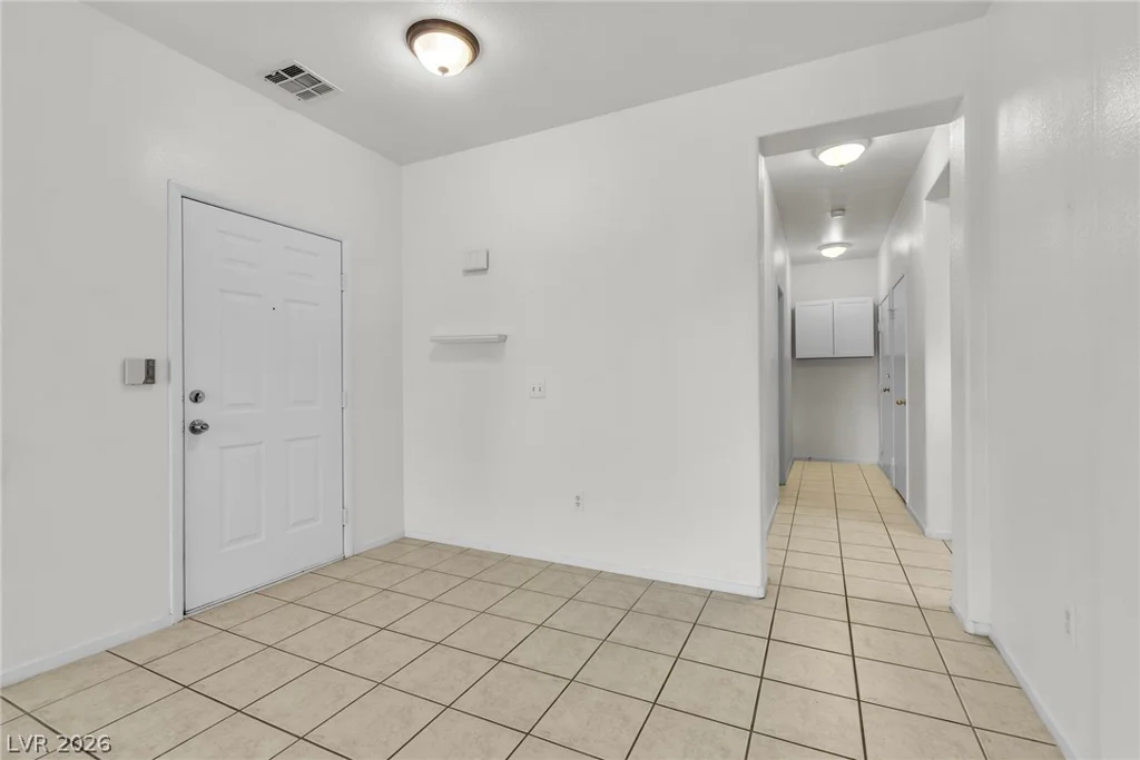 812 Peachy Canyon, Las Vegas, NV 89144