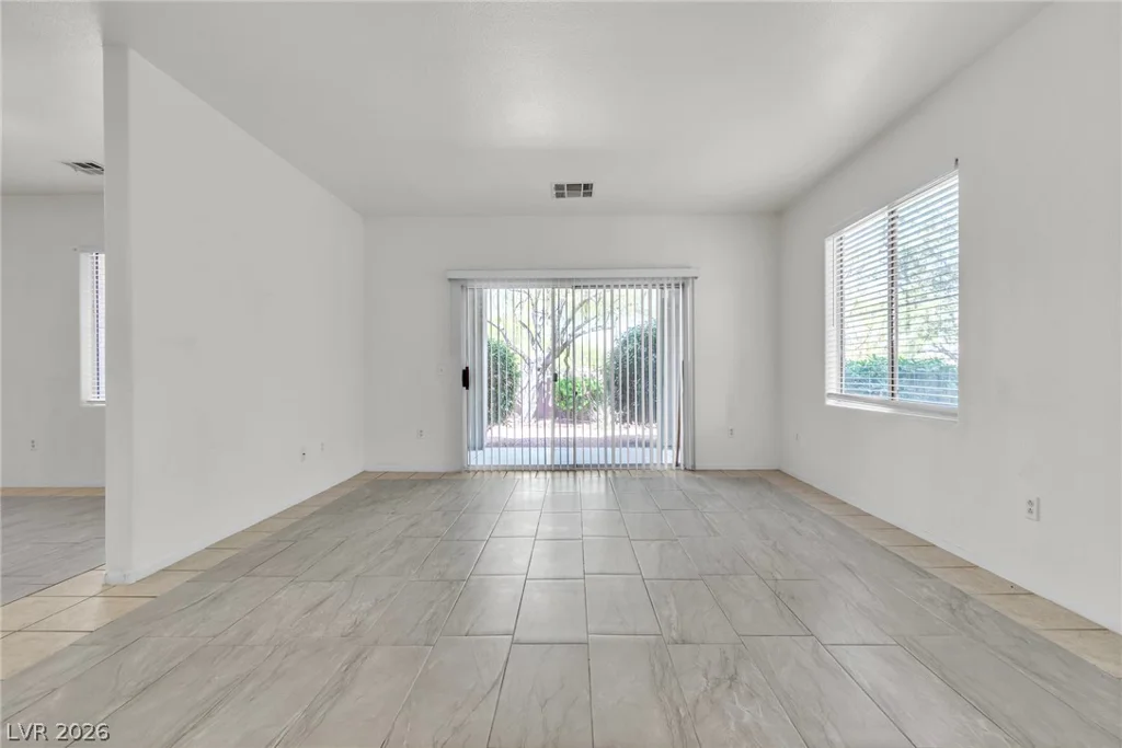 812 Peachy Canyon, Las Vegas, NV 89144