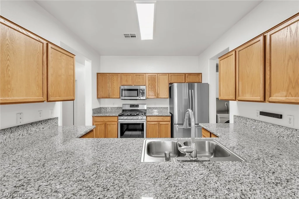 812 Peachy Canyon, Las Vegas, NV 89144