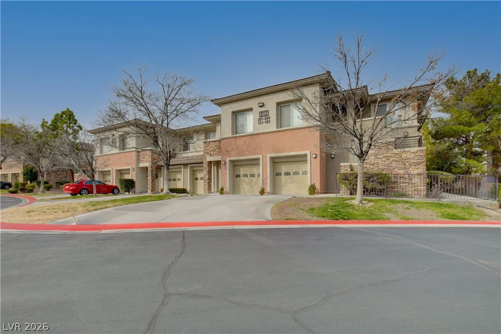 812 Peachy Canyon, Las Vegas, NV 89144
