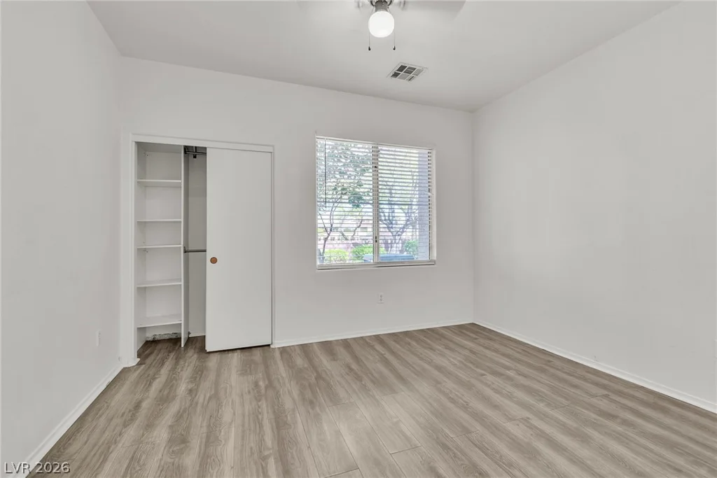 812 Peachy Canyon, Las Vegas, NV 89144