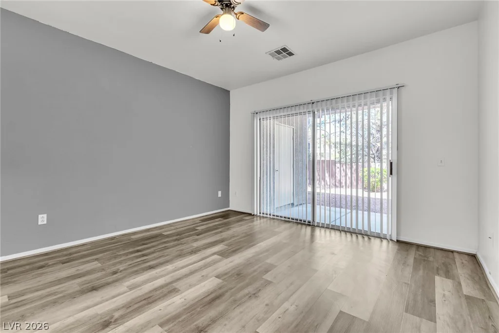 812 Peachy Canyon, Las Vegas, NV 89144