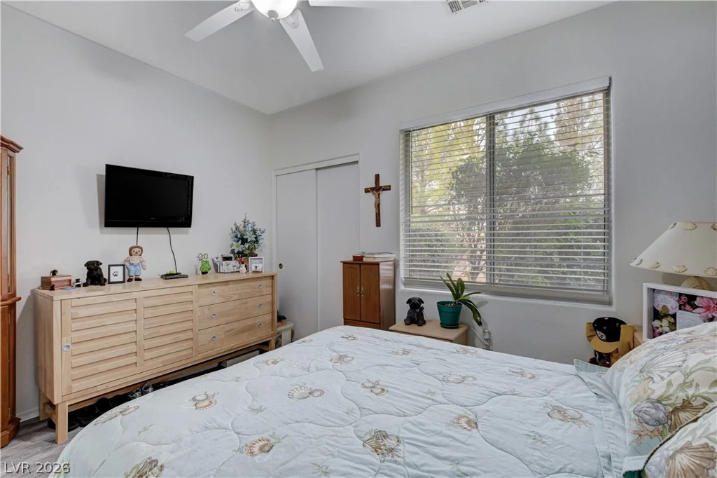 812 Peachy Canyon, Las Vegas, NV 89144