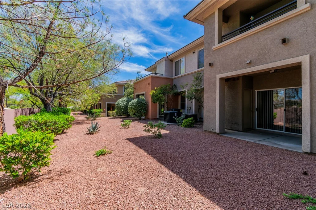 812 Peachy Canyon, Las Vegas, NV 89144