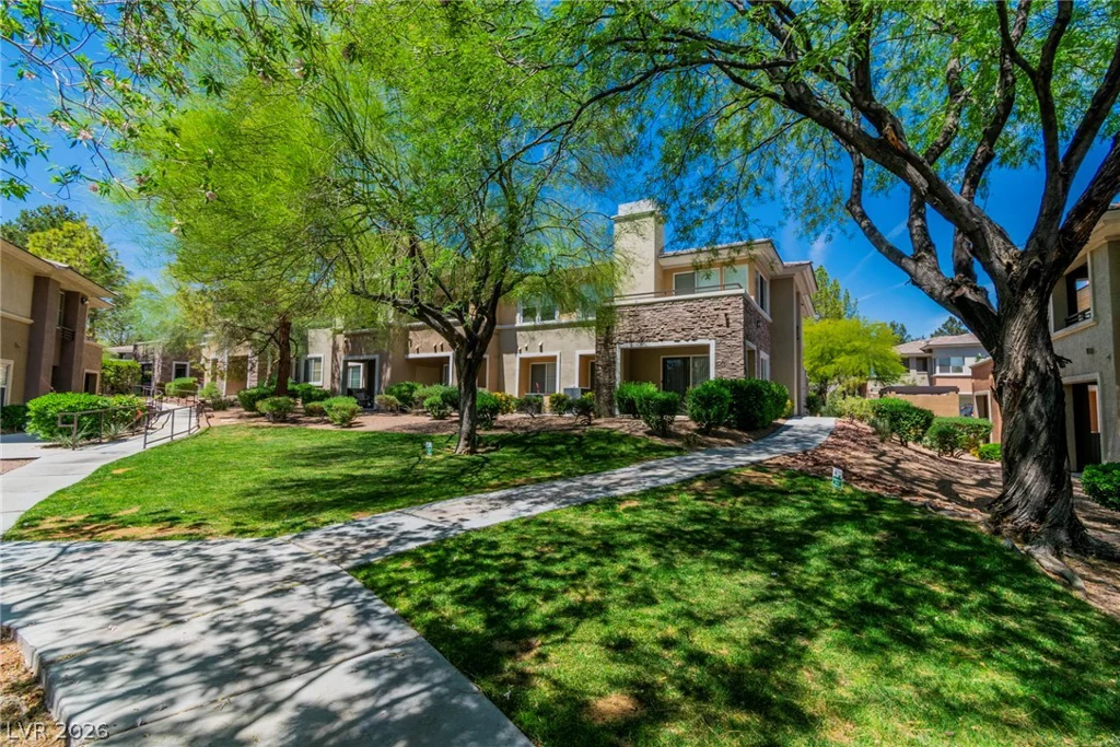 812 Peachy Canyon, Las Vegas, NV 89144