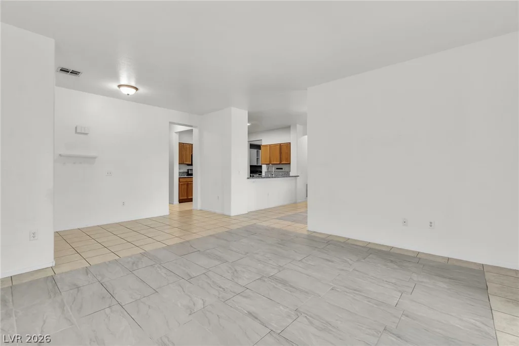 812 Peachy Canyon, Las Vegas, NV 89144