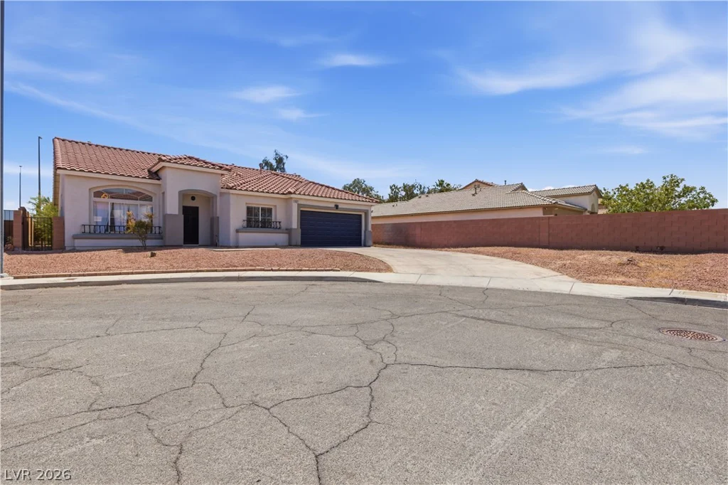 1661 Mount Tremblant, Las Vegas, NV 89123