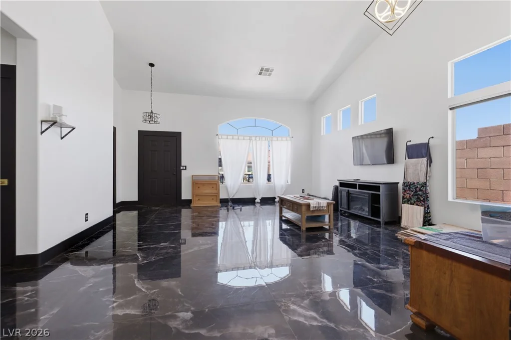 1661 Mount Tremblant, Las Vegas, NV 89123