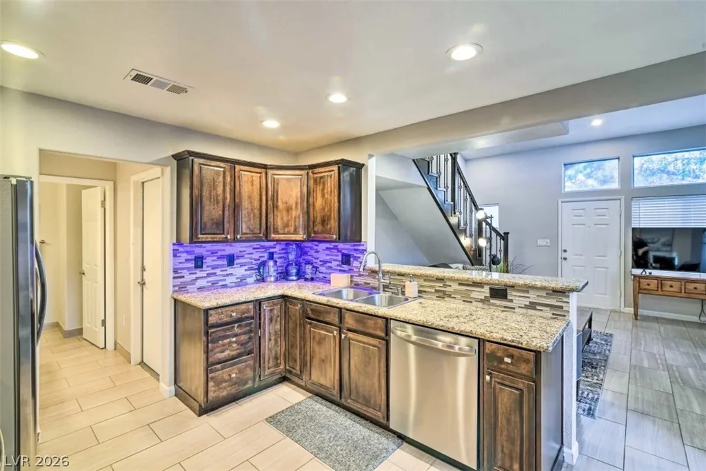 4052 Cape Sand, Las Vegas, NV 89108