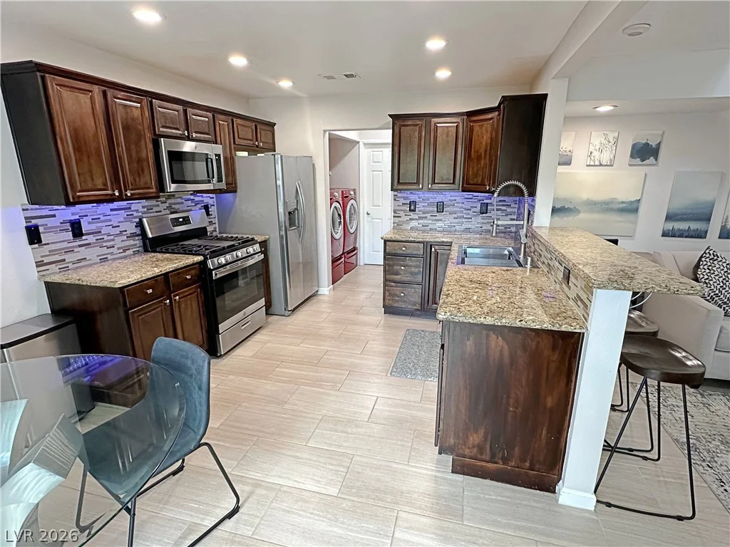 4052 Cape Sand, Las Vegas, NV 89108