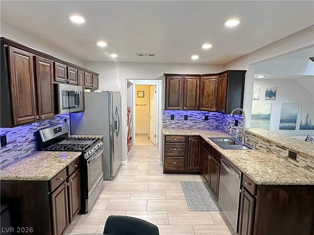 4052 Cape Sand, Las Vegas, NV 89108