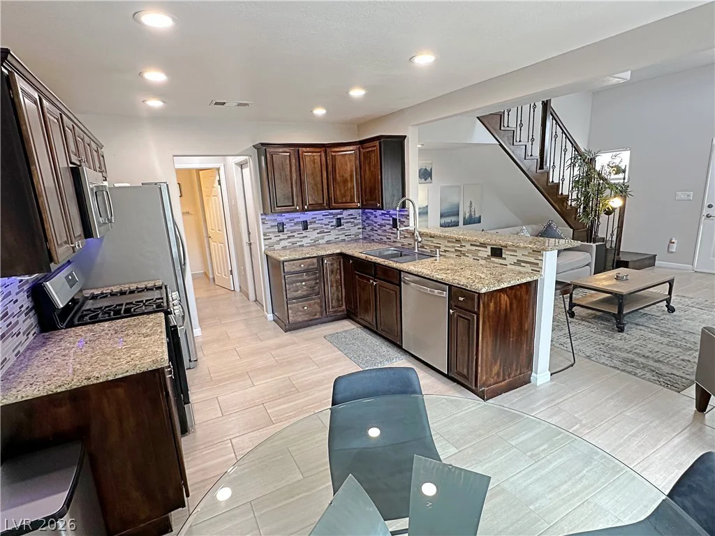4052 Cape Sand, Las Vegas, NV 89108