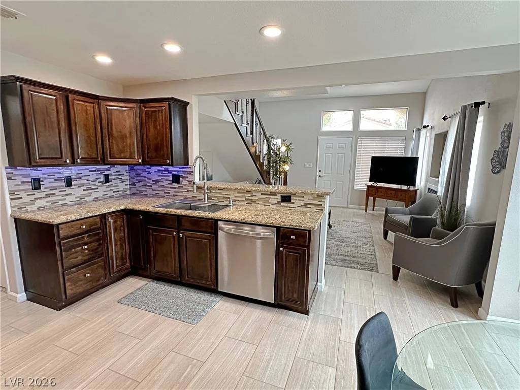 4052 Cape Sand, Las Vegas, NV 89108