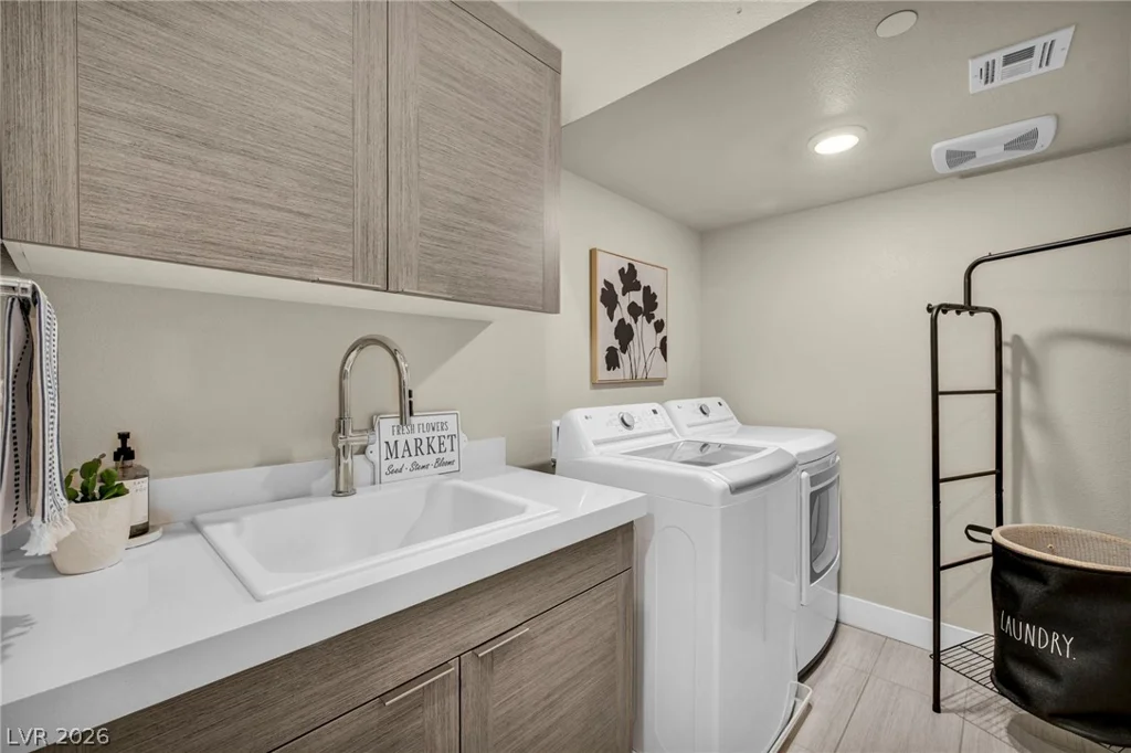 9145 Las Manaitas, Las Vegas, NV 89144